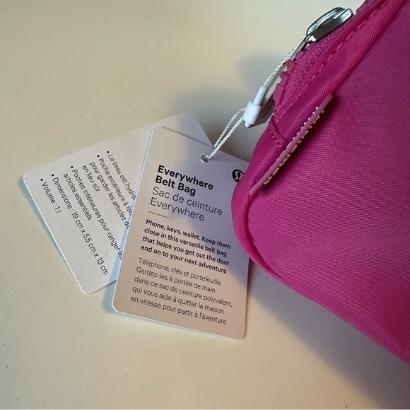 New NWT Lululemon Everywhere Belt Bag 1L Sonic Pink Bright Concert Fannie Pack - Picture 5 of 9